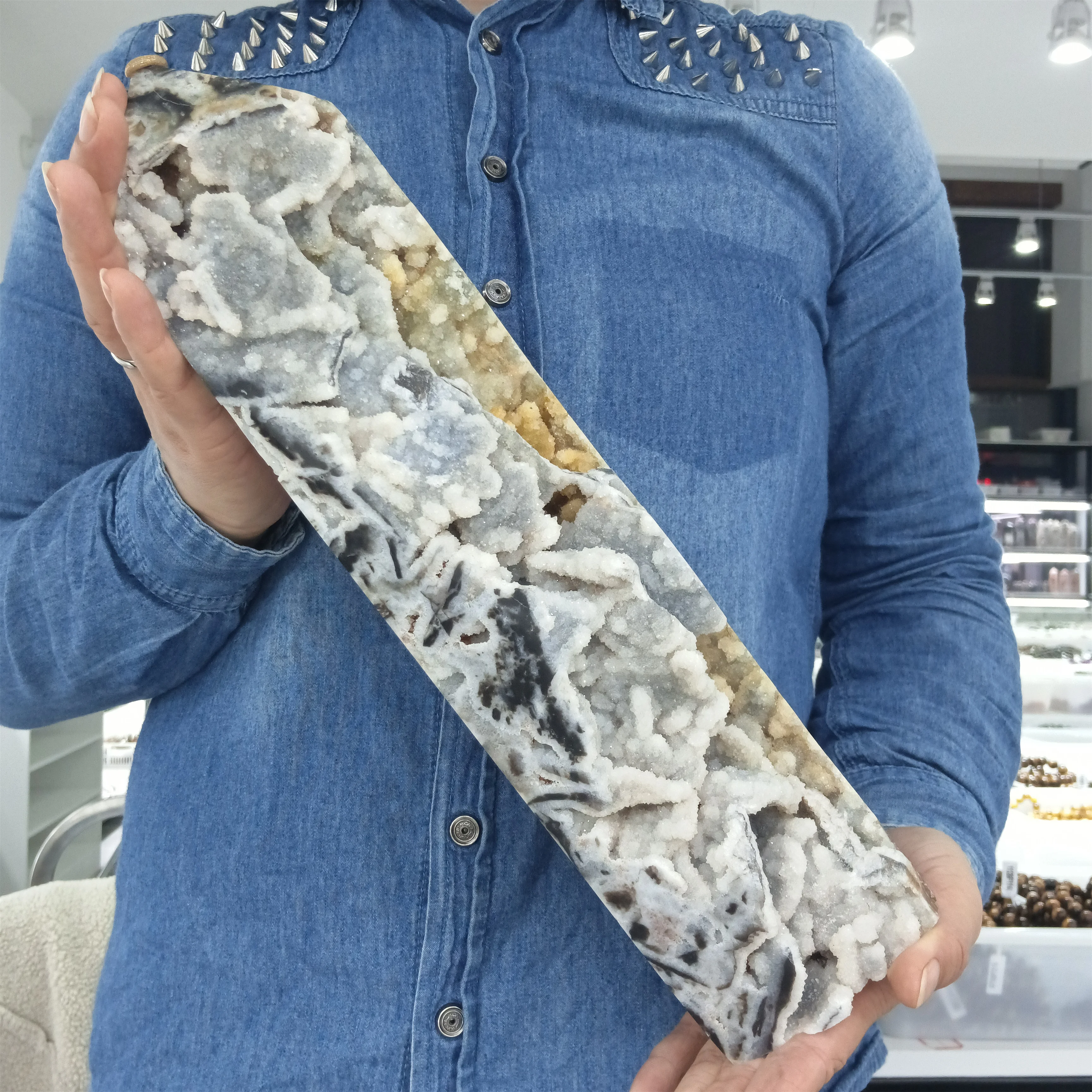 Natural Sphalerite Column Crystal Energy Stone Home Decoration Gifts Mineral Reiki Feng Shui Ornaments Spiritual Healing
Natural Sphalerite Column Crystal Energy Stone Home Decoration Gifts Mineral Reiki Feng Shui Ornaments Spiritual Healing