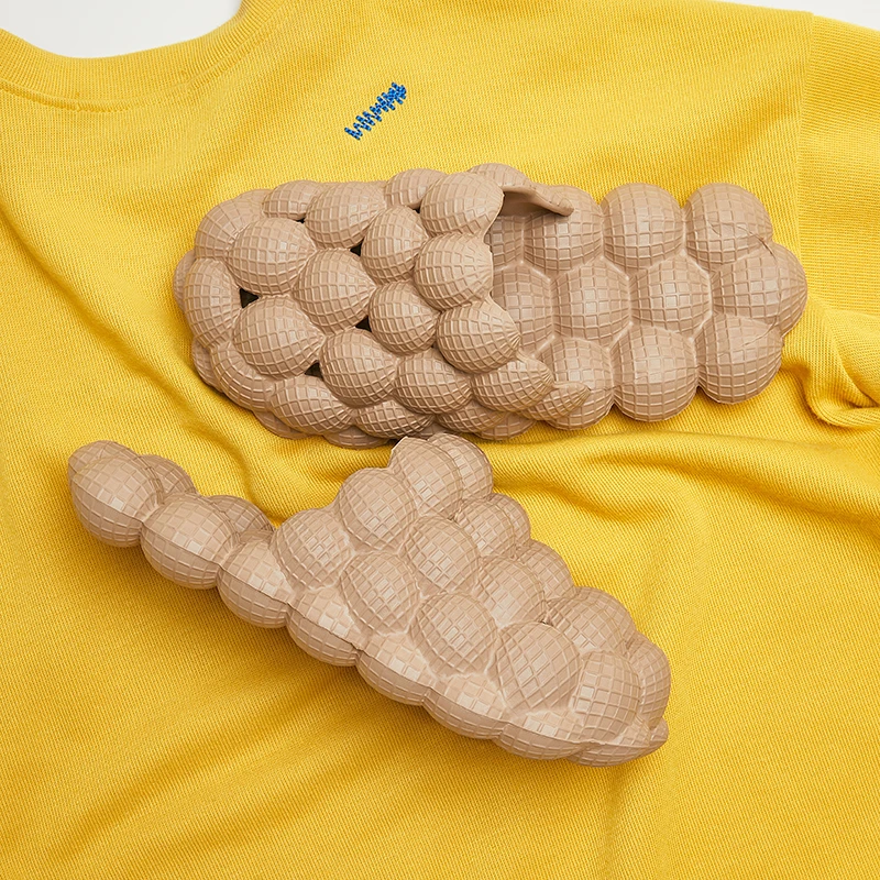 Women's Massage Slippers Funny Lychee Bubble Unisex Super Soft Sandals Mens Breathable Beach Slides,Bath Shower Slippers Bedroom
Women's Massage Slippers Funny Lychee Bubble Unisex Super Soft Sandals Mens Breathable Beach Slides,Bath Shower Slippers Bedroom