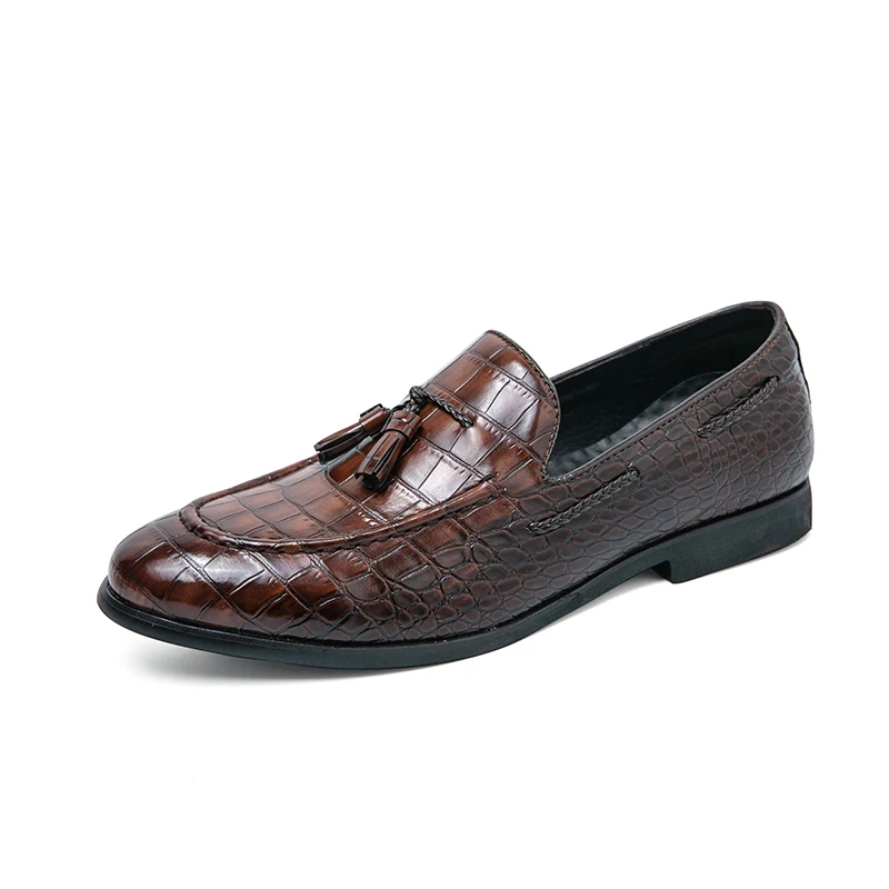 Large size 48 ultra-light loafers tassel one pedal lazy beanie shoes men's leather shoes flat low-top leather shoes
Large size 48 ultra-light loafers tassel one pedal lazy beanie shoes men's leather shoes flat low-top leather shoes