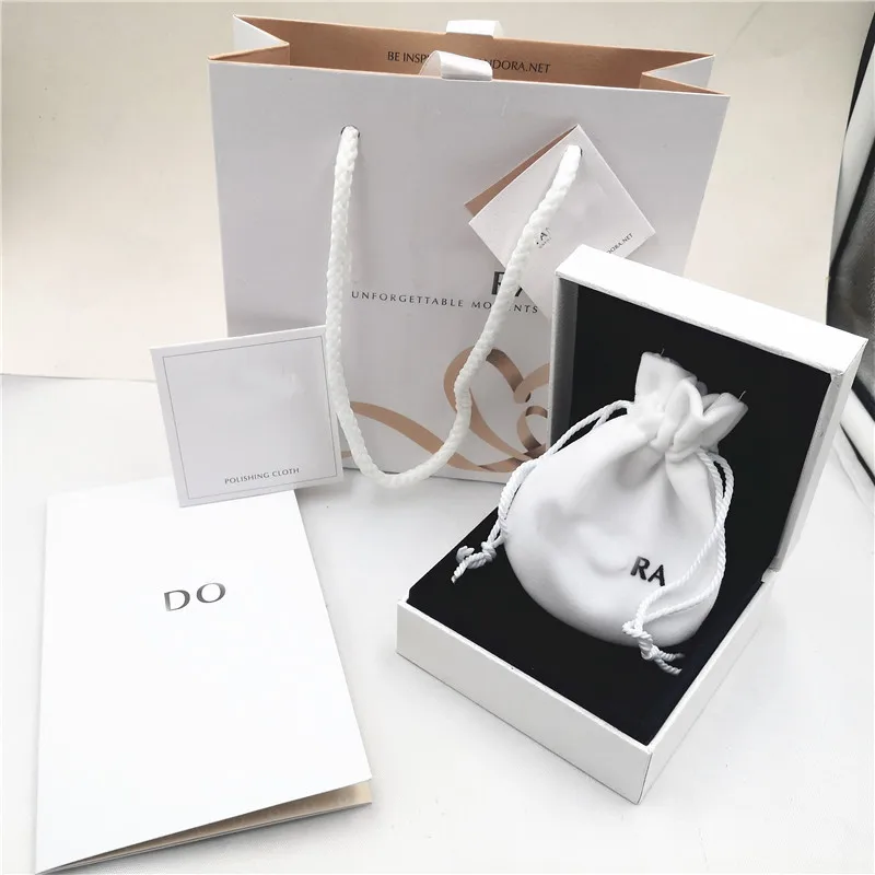 5pcs/set Beads Earrings Ring Bracelet Fit Original Pandora Charms Packaging Paper Bags Original Have Logo Women Gift
5pcs/set Beads Earrings Ring Bracelet Fit Original Pandora Charms Packaging Paper Bags Original Have Logo Women Gift