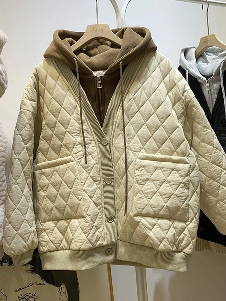 KBAT 2023 Women Baseball Jackets Hooded Basic Coat Fake Two Pieces Parka Oversized Cotton Padded Jackets Female Warm Outerwear
KBAT 2023 Women Baseball Jackets Hooded Basic Coat Fake Two Pieces Parka Oversized Cotton Padded Jackets Female Warm Outerwear