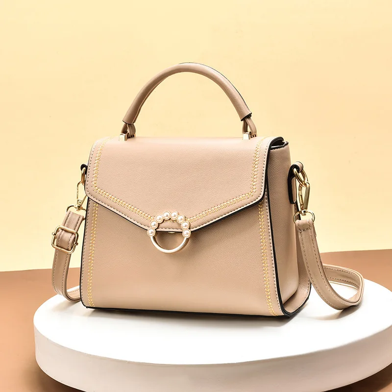 Women's bag fashion small square bag 2022 new bag Korean version simple messenger shoulder handbag
Women's bag fashion small square bag 2022 new bag Korean version simple messenger shoulder handbag