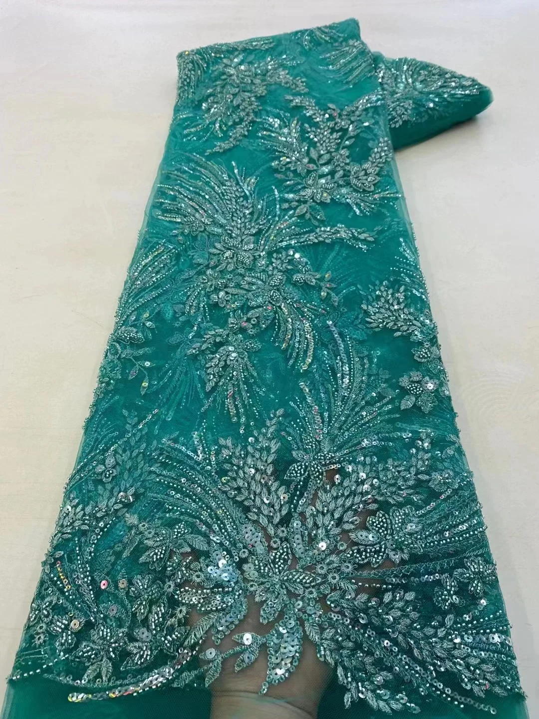 2023 High Quality African Nigerian Tulle Lace Fabric With Sequins Embroidery Sewing Guipure Net Cloth Prom Dresses Beads PL335-1
2023 High Quality African Nigerian Tulle Lace Fabric With Sequins Embroidery Sewing Guipure Net Cloth Prom Dresses Beads PL335-1