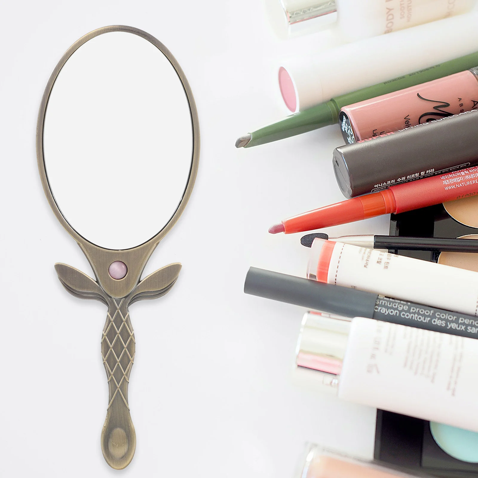 Vintage Mirror Hand Makeup Mirror Vintage Handle Mirror Handheld Makeup Mirror Metal Mirror
Vintage Mirror Hand Makeup Mirror Vintage Handle Mirror Handheld Makeup Mirror Metal Mirror