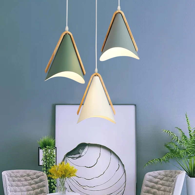 European Restaurant led pendant lamp 2021 new modern simple Indoor lighting decoration iron art macaron ceiling Pendant Lights
European Restaurant led pendant lamp 2021 new modern simple Indoor lighting decoration iron art macaron ceiling Pendant Lights