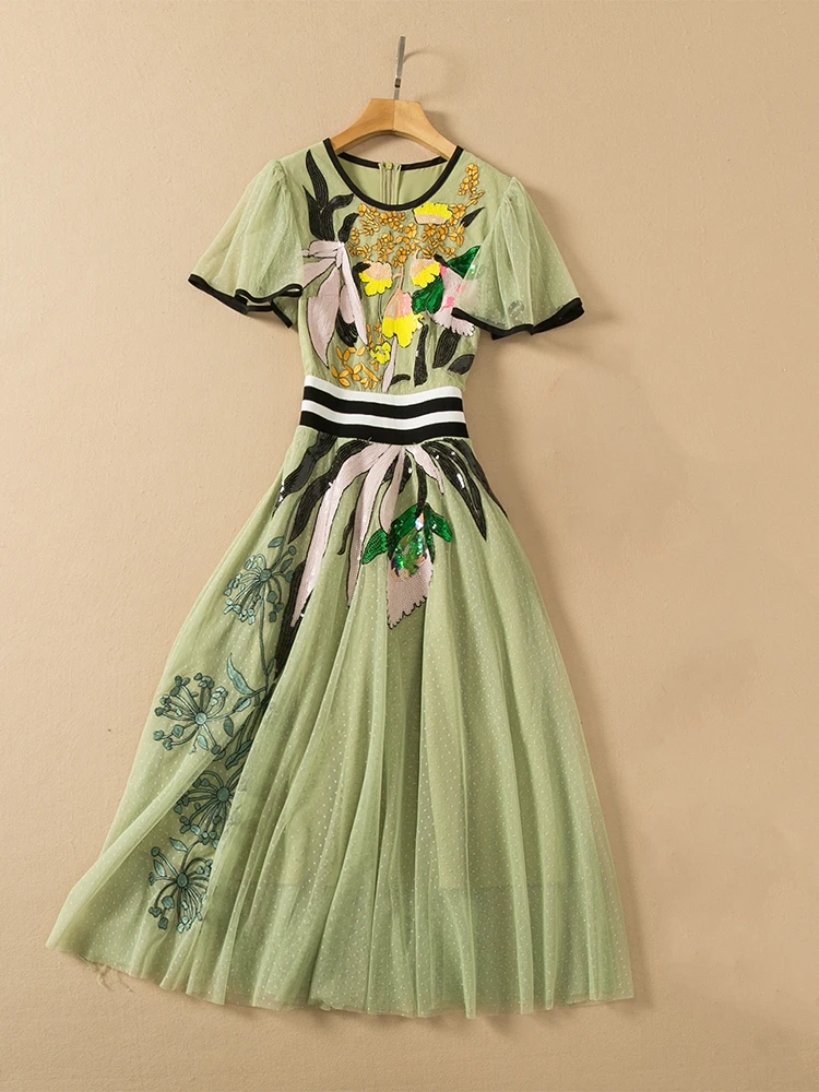 Svoryxiu 2022 Designer Elegant Summer Pleated Long Dress Women High Quality Floral Embroidered Sequins Slim Dress Occasion Party
Svoryxiu 2022 Designer Elegant Summer Pleated Long Dress Women High Quality Floral Embroidered Sequins Slim Dress Occasion Party