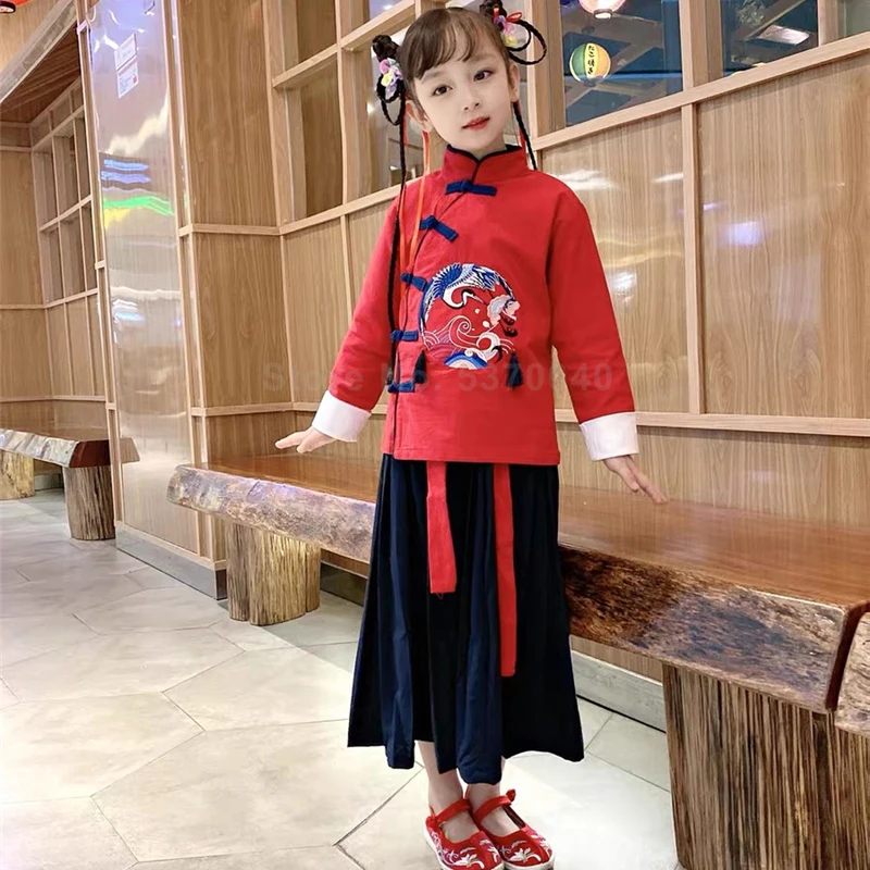 Boy Girls Chinese Traditional New Year Clothes Kid Crane Carp Embroidery Hanfu Tang Suit Men Red Jackets Pants Women Qipao Dress
Boy Girls Chinese Traditional New Year Clothes Kid Crane Carp Embroidery Hanfu Tang Suit Men Red Jackets Pants Women Qipao Dress