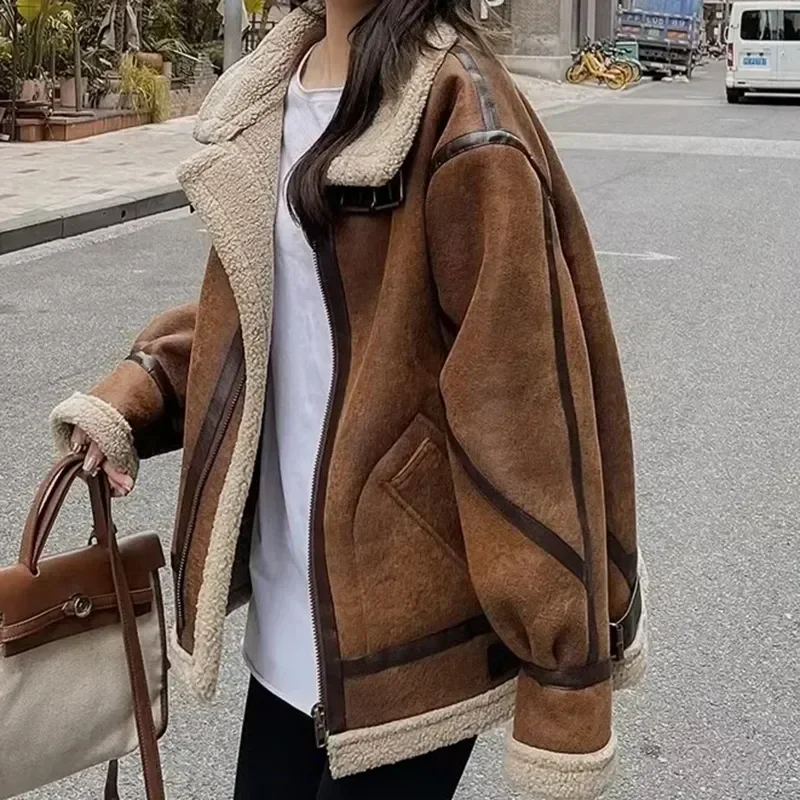 Winter Sheepskin Coat Faux Fur Suede Leather Women Warm Lamb Shearling Jacket Zipper Moto Biker Long Sleeve Short Casual Outwear
Winter Sheepskin Coat Faux Fur Suede Leather Women Warm Lamb Shearling Jacket Zipper Moto Biker Long Sleeve Short Casual Outwear