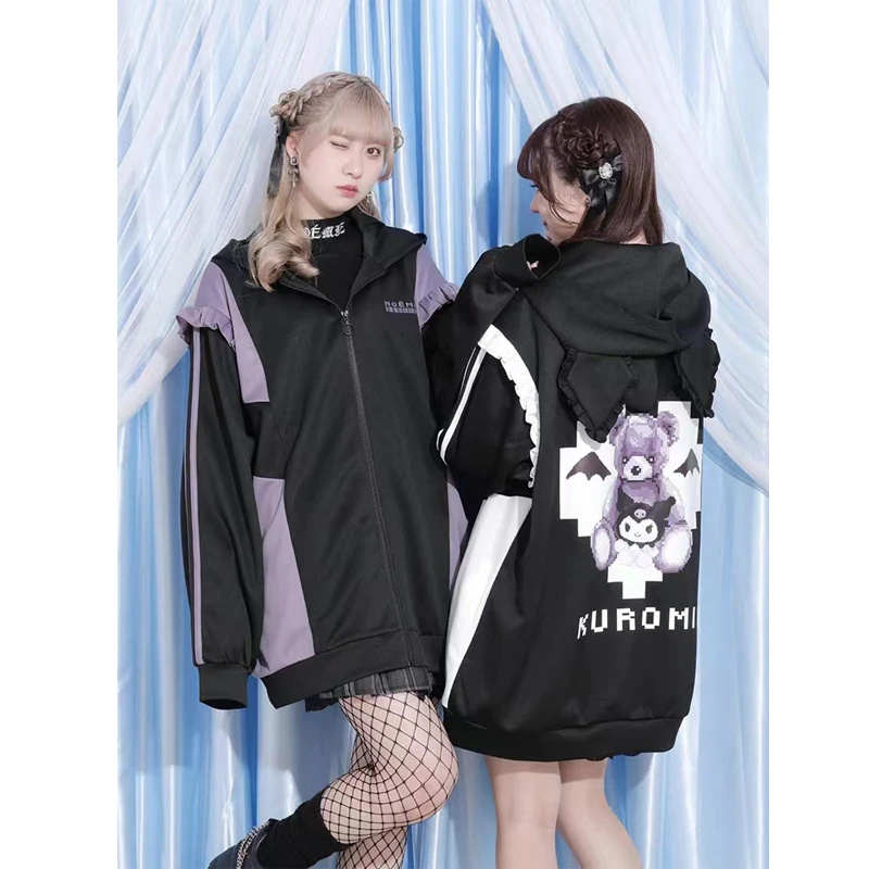 Женская куртка с капюшоном и длинным рукавом, на молнии
Женская куртка с капюшоном и длинным рукавом, на молнии