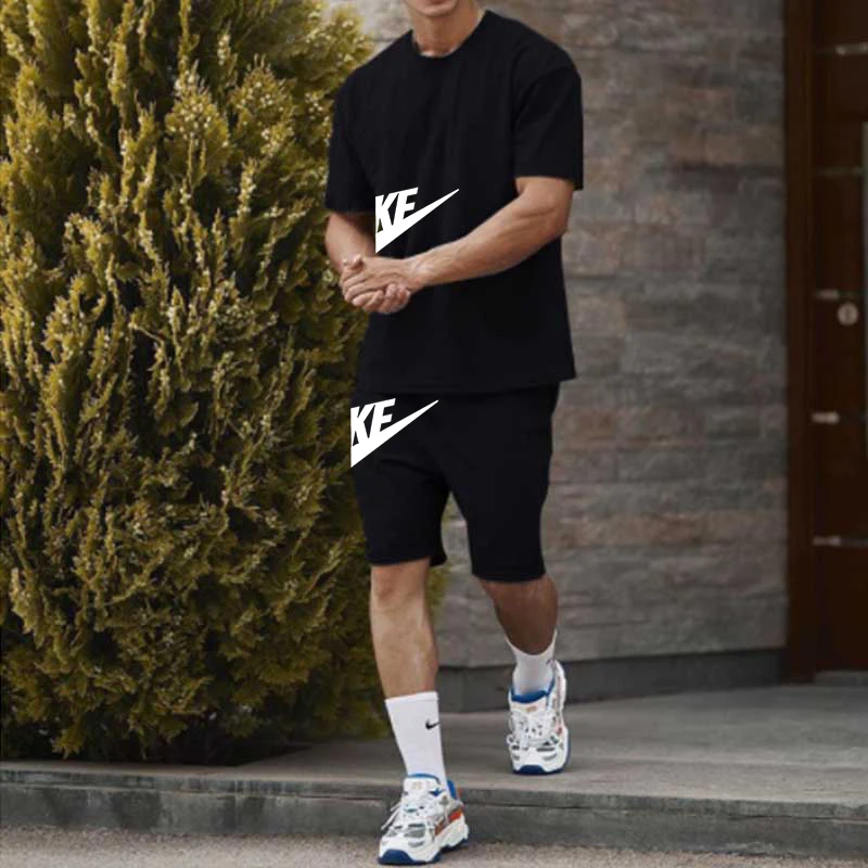 Set Men's Tracksuit Fashionable 2-Piece Set Men Street T-Shirt + Shorts Casual Loose Loose Comfort Clothes Jogging Training Set
Set Men's Tracksuit Fashionable 2-Piece Set Men Street T-Shirt + Shorts Casual Loose Loose Comfort Clothes Jogging Training Set