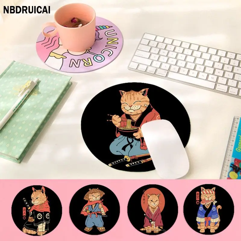Japan Samurai Cat Anti-Slip Round Big Promotion Table Mat Student Mousepad Computer Keyboard Pad Games Pad For PC Computer Table
Japan Samurai Cat Anti-Slip Round Big Promotion Table Mat Student Mousepad Computer Keyboard Pad Games Pad For PC Computer Table