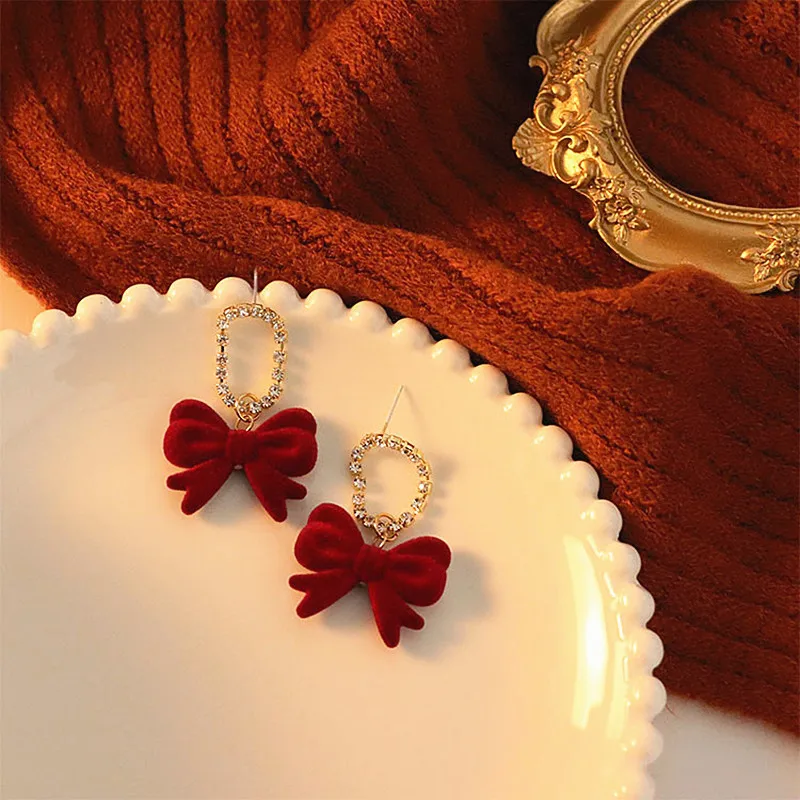 925 Silver Needle Burgundy Velvet Bow Earrings Autumn and Winter New Stud Earrings New Year Diamond Sweet Earrings Jewelry Women
925 Silver Needle Burgundy Velvet Bow Earrings Autumn and Winter New Stud Earrings New Year Diamond Sweet Earrings Jewelry Women