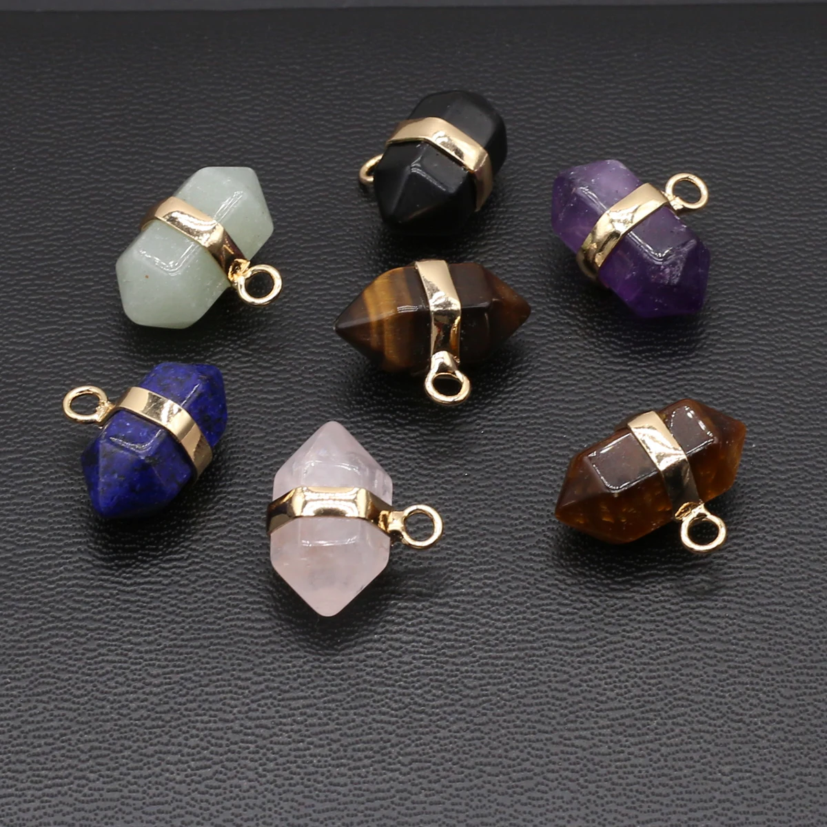 Women Necklace Natural Stone Agates/Green Aventurine Necklace Hexagonal Prism Pendant Charms For Women Romantic Birthday Gift 
Women Necklace Natural Stone Agates/Green Aventurine Necklace Hexagonal Prism Pendant Charms For Women Romantic Birthday Gift