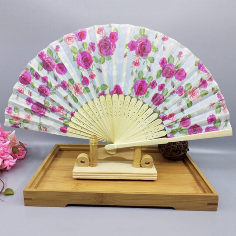 Folding Fan Chinese Style Feng Shui Plum Blossom Fan Fan Vintage Bamboo Hand Held Flower Fan Chinese Gifts
Folding Fan Chinese Style Feng Shui Plum Blossom Fan Fan Vintage Bamboo Hand Held Flower Fan Chinese Gifts