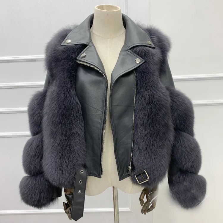 Genuine New real women's natural fox fur coat with sheep skin ladies fashion warm winter waistcoats jacket
Genuine New real women's natural fox fur coat with sheep skin ladies fashion warm winter waistcoats jacket