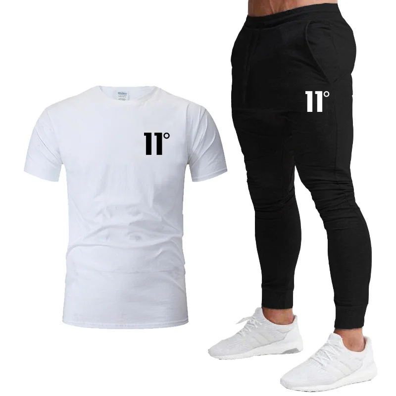 Men's Summer Sportswear Two-piece Casual Fitness Sports Suit Short Sleeve T-Shirt + Thin Pants and Trousers Casual Sports Suit
Men's Summer Sportswear Two-piece Casual Fitness Sports Suit Short Sleeve T-Shirt + Thin Pants and Trousers Casual Sports Suit