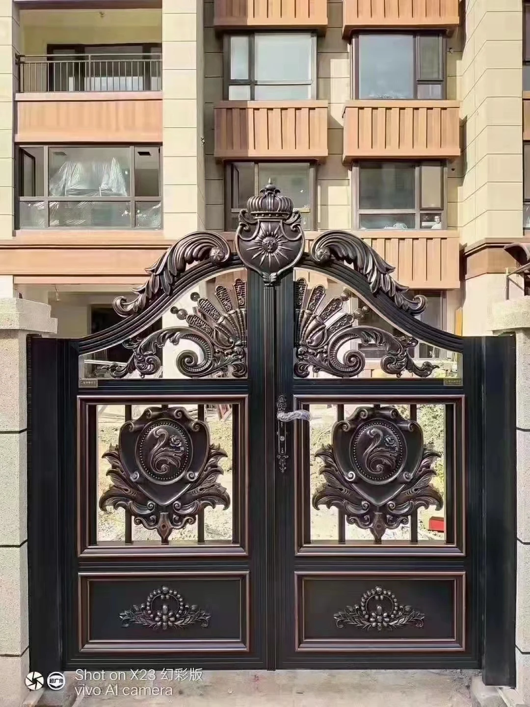 Motor Driveway Wrought Iron Gate Design Doors Aluminum Home Use Countryard Stainless
Motor Driveway Wrought Iron Gate Design Doors Aluminum Home Use Countryard Stainless