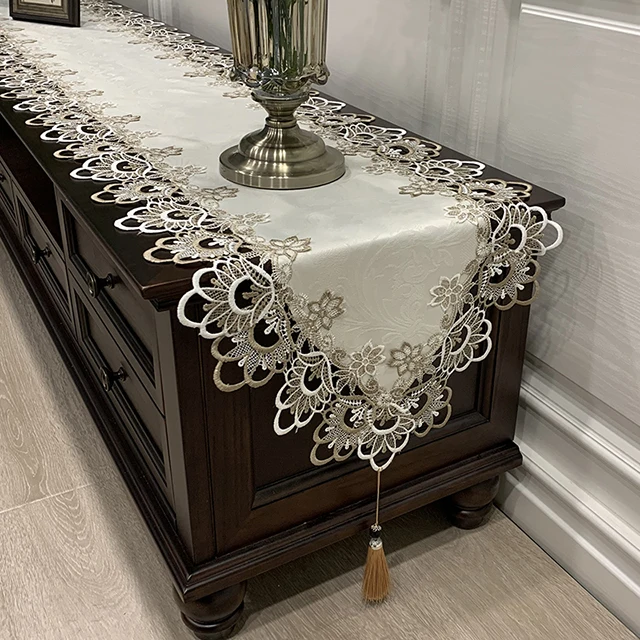 Luxury Lace Hollow Out Table Runner Embroidered Tea Table Europe TV Cabinet Tablecloth Pendant Tassel Dresser Shoe Dust Cover
Luxury Lace Hollow Out Table Runner Embroidered Tea Table Europe TV Cabinet Tablecloth Pendant Tassel Dresser Shoe Dust Cover