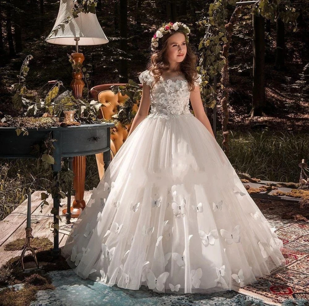 Gorgeous Long Flower Girl Dresses O-Neck Beadings Flowers Appliques Short Sleeves Dacing Wedding First Conmunion Gown
Gorgeous Long Flower Girl Dresses O-Neck Beadings Flowers Appliques Short Sleeves Dacing Wedding First Conmunion Gown