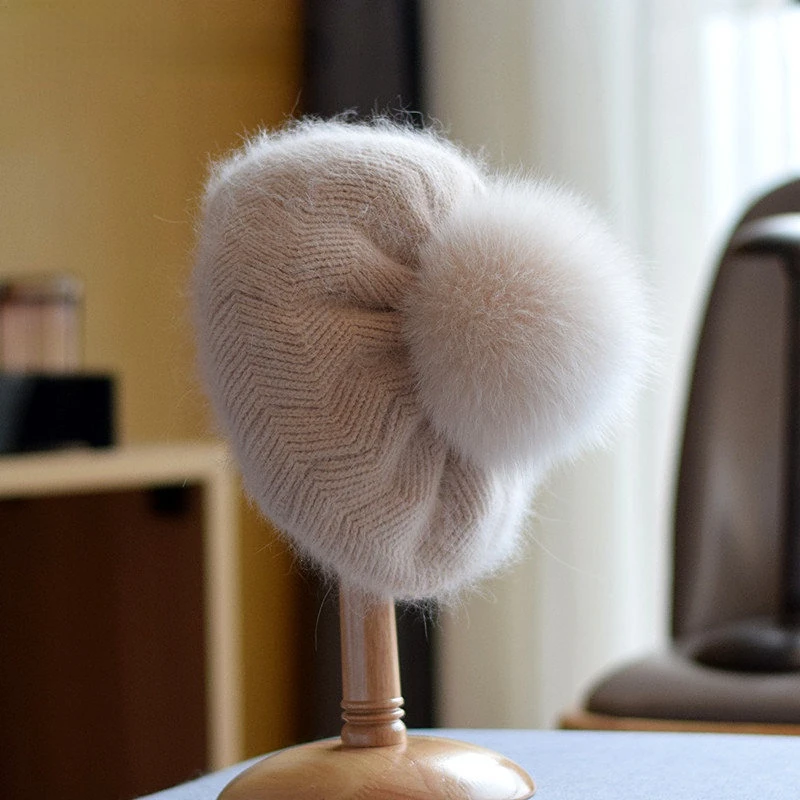 

2022 Angora Knit Real Fur Pompom Fluffy Beret Women Luxury Natural Fox Fur Mink Winter Hat Warm Skiing Accessory for Outdoors