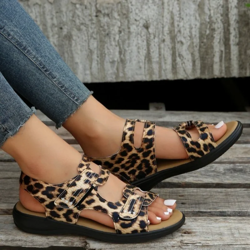 Ladies Shoes on Sale 2023 New Fashion Retro Leopard Print Women's Sandals Summer Outdoor Casual Women Beach Fish Mouth Shoes
Ladies Shoes on Sale 2023 New Fashion Retro Leopard Print Women's Sandals Summer Outdoor Casual Women Beach Fish Mouth Shoes