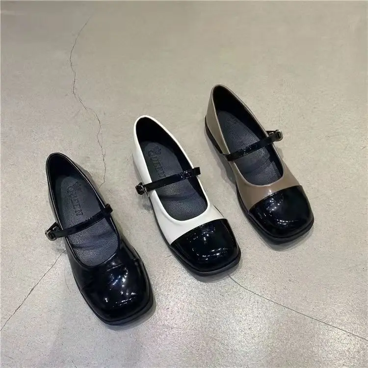 Summer Shoes Ladies Oxfords Women's Clogs Platform Low Heels Modis Autumn Female Footwear 2022 Leather Creepers New Cute Fall
Summer Shoes Ladies Oxfords Women's Clogs Platform Low Heels Modis Autumn Female Footwear 2022 Leather Creepers New Cute Fall