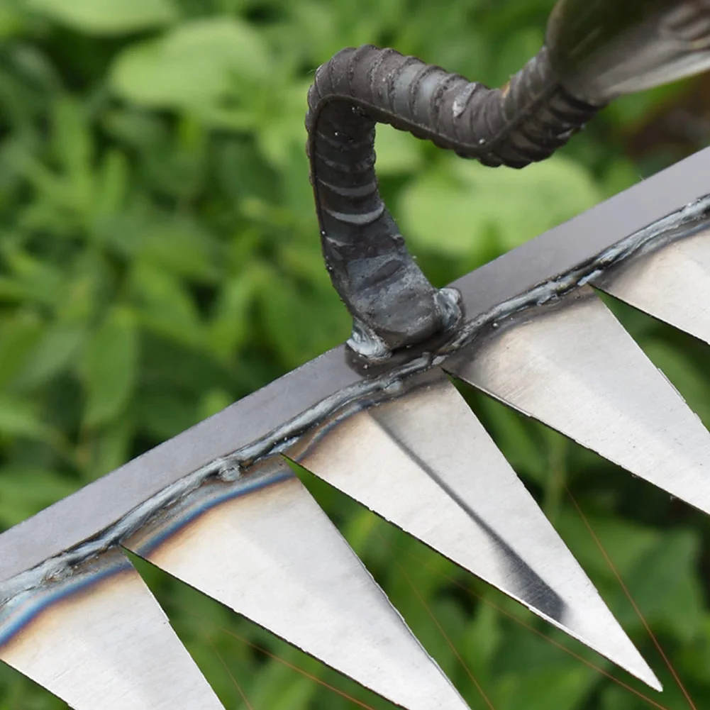 Weeding Hoe Rake Farm Tool 6 Teeth Multifunctional Hoe Rake Harrow Gardening Lawn Rake For Garden Weeding Tools
Weeding Hoe Rake Farm Tool 6 Teeth Multifunctional Hoe Rake Harrow Gardening Lawn Rake For Garden Weeding Tools