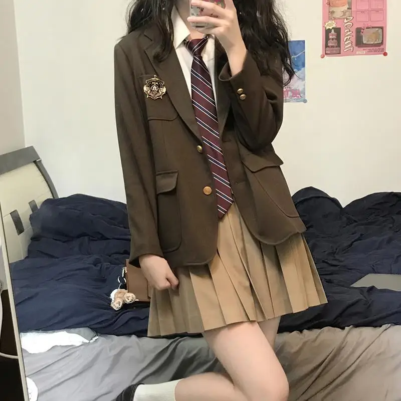 Spring and Autumn JK Uniform Full Set of Small HK Style Suit Women's Retro Shirt Coat Skirt Three-Piece Suit/Single Fashion
Spring and Autumn JK Uniform Full Set of Small HK Style Suit Women's Retro Shirt Coat Skirt Three-Piece Suit/Single Fashion