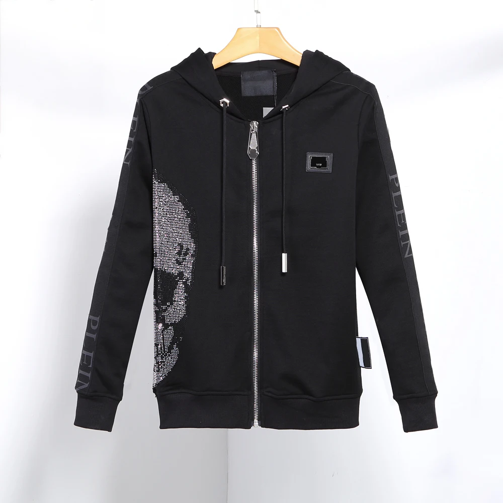 2022 Men hooded sweater small skull patchwork printed diamond inlaid cardigan long sleeve coat European and American fashion ins
2022 Men hooded sweater small skull patchwork printed diamond inlaid cardigan long sleeve coat European and American fashion ins