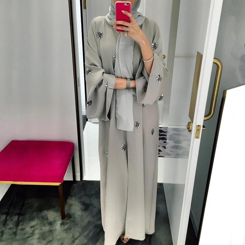 Embroidered Robe Muslim Dress Dubai Abayas for Women Caftan Marocain Kaftan Islam Eid Mubarak Ramadan Robe Dress Summer Dress
Embroidered Robe Muslim Dress Dubai Abayas for Women Caftan Marocain Kaftan Islam Eid Mubarak Ramadan Robe Dress Summer Dress