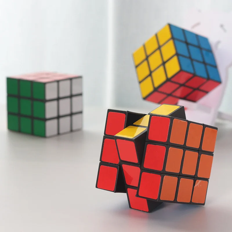 2022 Новый куб 3x3x3 профессиональный магический скоростной куб-головоломка трехслойный куб Обучающие игрушки подарок для мозга
2022 Новый куб 3x3x3 профессиональный магический скоростной куб-головоломка трехслойный куб Обучающие игрушки подарок для мозга