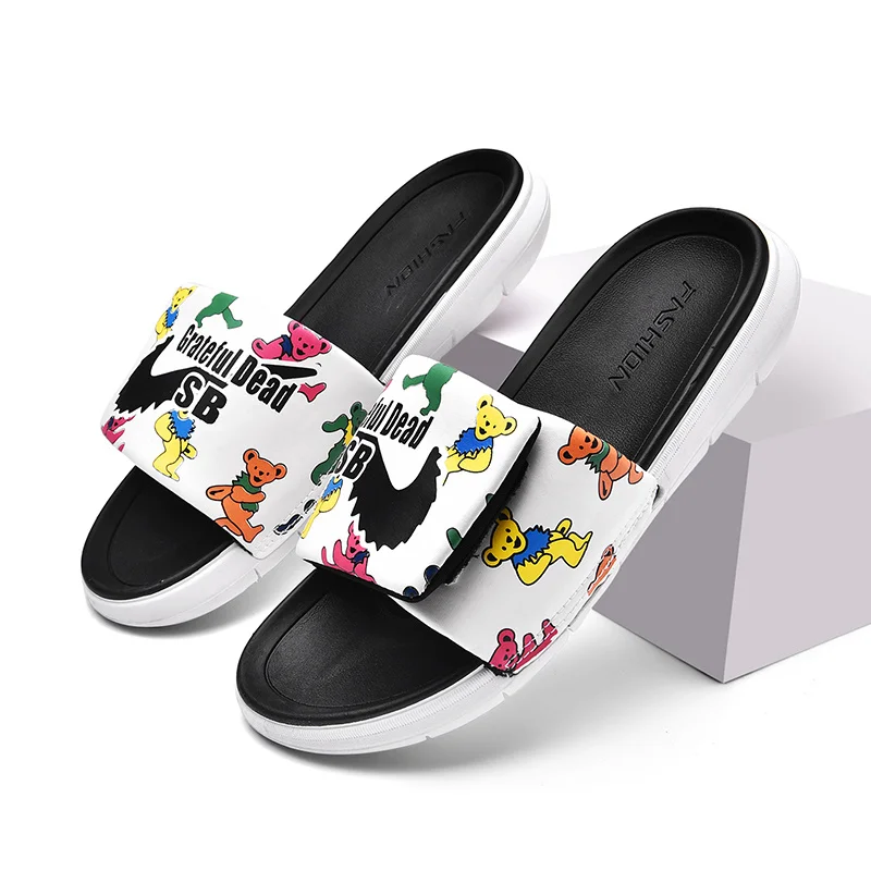 New Men's Slippers Soft Comfortable Summer Chaussure Homme Magic Buckle Adjustable Upper Slippers For Home Non-slip Beach Shoes
New Men's Slippers Soft Comfortable Summer Chaussure Homme Magic Buckle Adjustable Upper Slippers For Home Non-slip Beach Shoes
