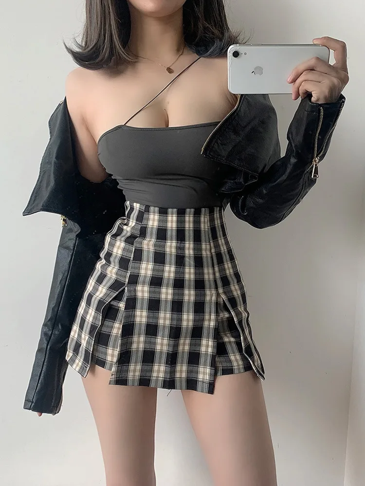 2020 Summer New Elasticity Europe Low Chest Irregular Shoulder Strap Slim Solid Color Tops Tank Camis Girl Female NHN2
2020 Summer New Elasticity Europe Low Chest Irregular Shoulder Strap Slim Solid Color Tops Tank Camis Girl Female NHN2