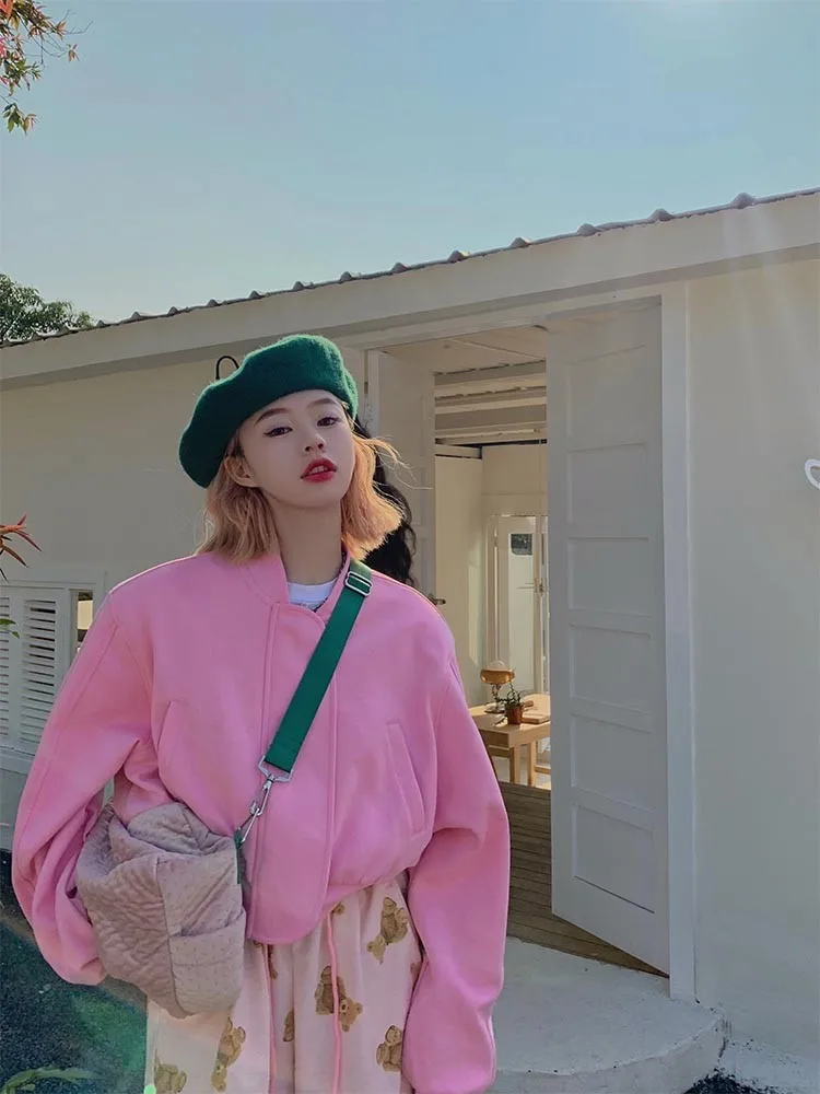 HOUZHOU Kpop Pink Cropped Baseball Jackets Women Hippie Harajuku Korean Fashion Oversize Bomber Jacket Zipper Y2K Aesthetic Coat
HOUZHOU Kpop Pink Cropped Baseball Jackets Women Hippie Harajuku Korean Fashion Oversize Bomber Jacket Zipper Y2K Aesthetic Coat