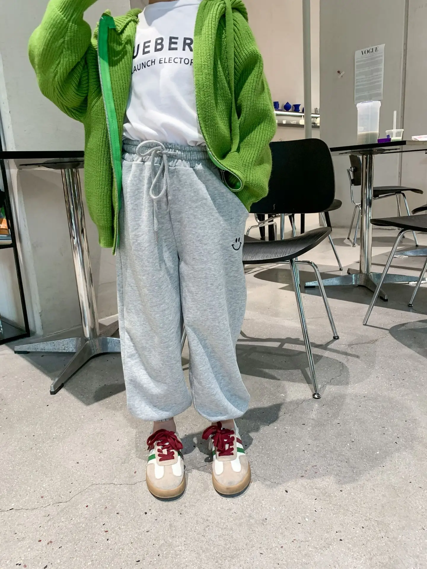 Брюки детские повседневные с эластичным поясом, на весну/осень
Брюки детские повседневные с эластичным поясом, на весну/осень