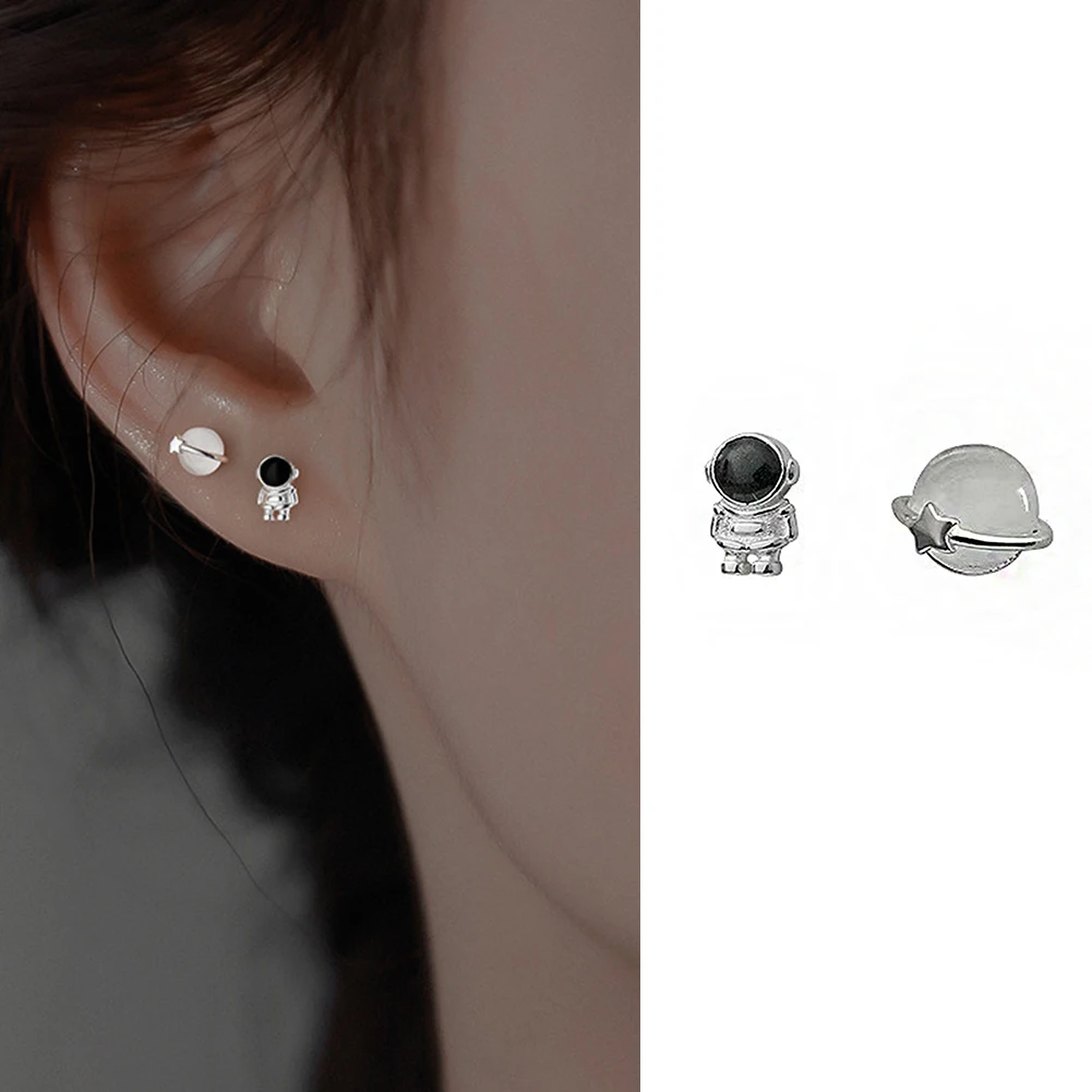 925 Silver Asymmetric Cute Space Astronaut Planet Opal Stud Earrings For Women Silver Color Lovely Simple Ear Piercing Jewelry 
925 Silver Asymmetric Cute Space Astronaut Planet Opal Stud Earrings For Women Silver Color Lovely Simple Ear Piercing Jewelry