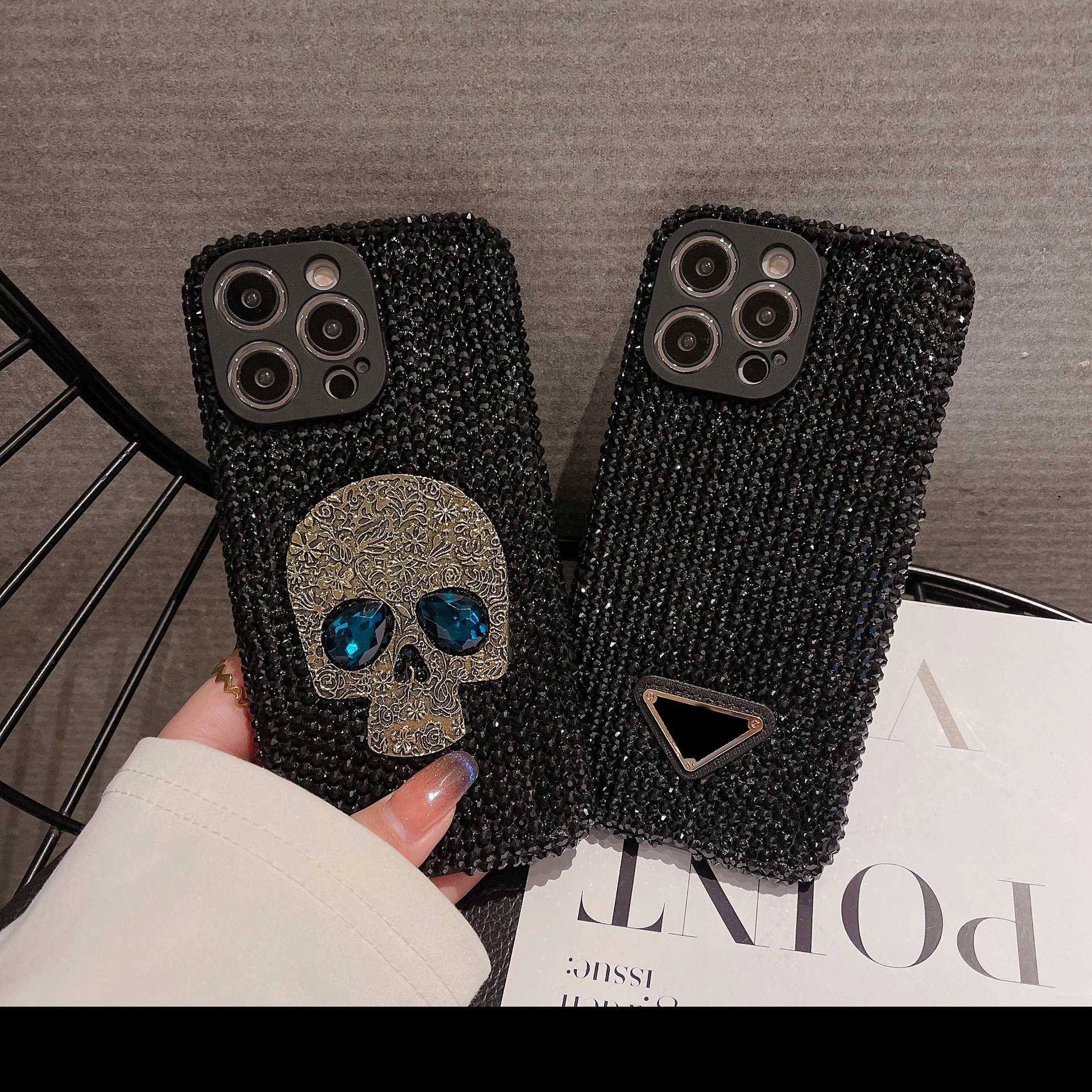 PD with logo P home mobile phone case diamond mobile phone case drop-proof luxury phone case for iphone
PD with logo P home mobile phone case diamond mobile phone case drop-proof luxury phone case for iphone