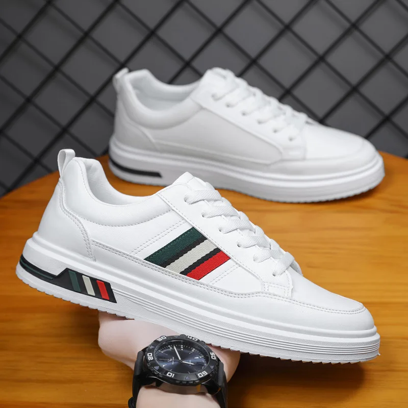 Men Shoes Leather Casual Fashion Striped Flats Skateboard Shoes Street Cool Soft Sole Sneakers 
Men Shoes Leather Casual Fashion Striped Flats Skateboard Shoes Street Cool Soft Sole Sneakers