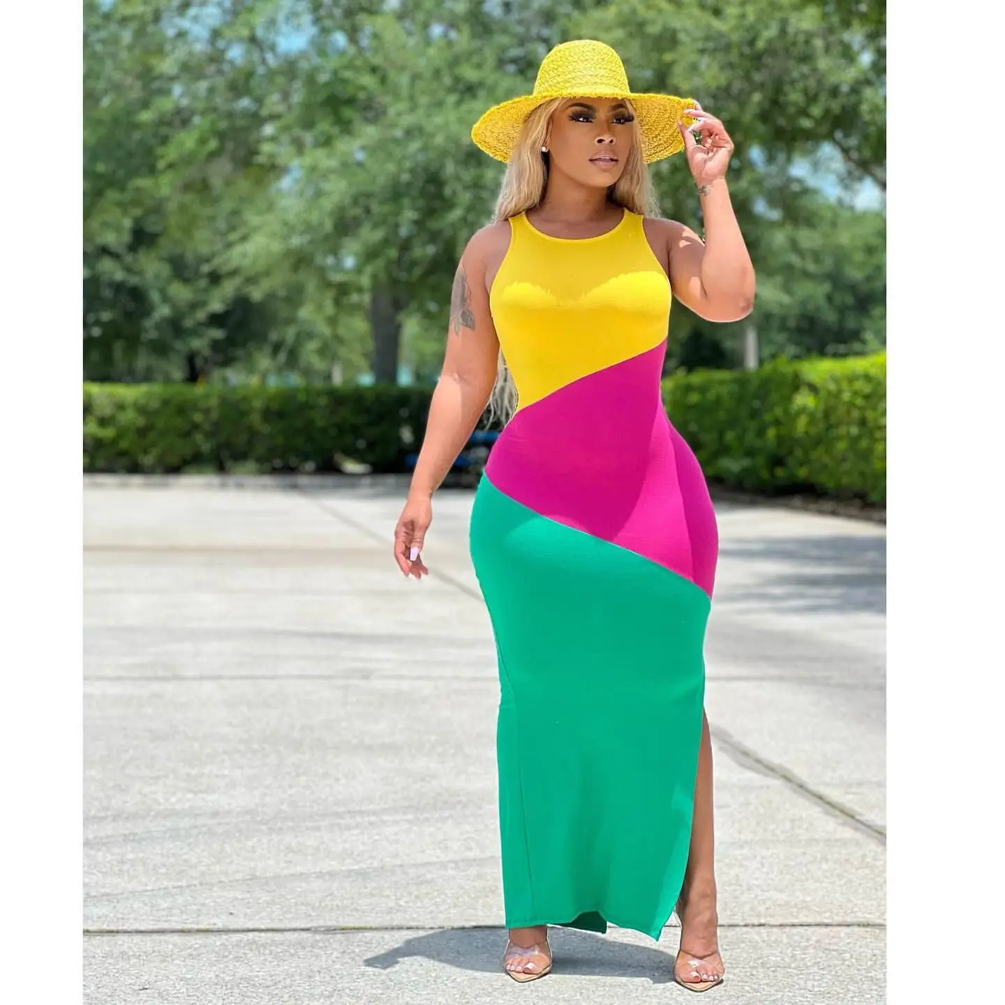 Fashion Casual Temperament Tight Side Split Design Stitching DressNew Women's Summer Hot-selling Sleeveless Round Neck
Fashion Casual Temperament Tight Side Split Design Stitching DressNew Women's Summer Hot-selling Sleeveless Round Neck