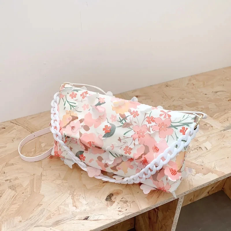 Women's Handbags Purses Fashion Summer Flowers Designer Bag Chain Women Shoulder Crossbody Bag
Women's Handbags Purses Fashion Summer Flowers Designer Bag Chain Women Shoulder Crossbody Bag