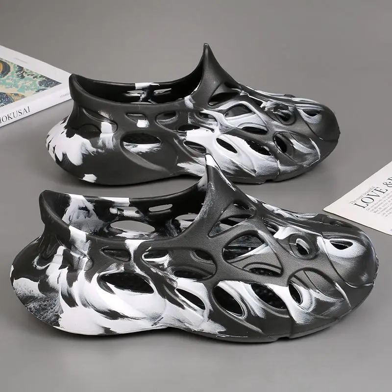 Hole shoes men's summer 2023 hollow breathable casual sandals outside wear hundred non-slip Baotou slippers driving sandals
Hole shoes men's summer 2023 hollow breathable casual sandals outside wear hundred non-slip Baotou slippers driving sandals