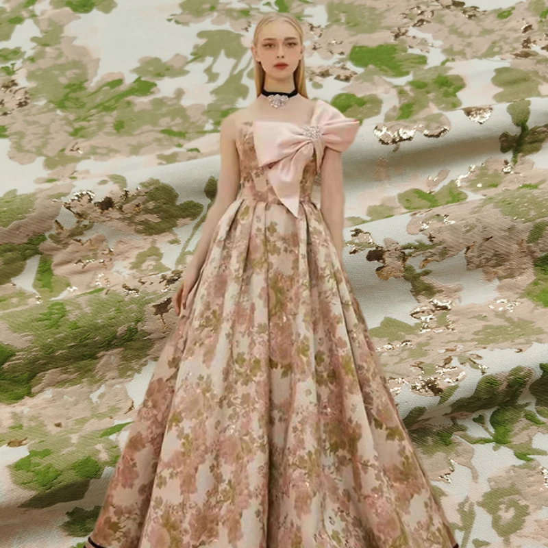 European Yarn-dyed Jacquard Fabric Elegant Wedding for Dress Big Swing Skirt Suit Brocade Fashion Material Sewing by the Meter
European Yarn-dyed Jacquard Fabric Elegant Wedding for Dress Big Swing Skirt Suit Brocade Fashion Material Sewing by the Meter
