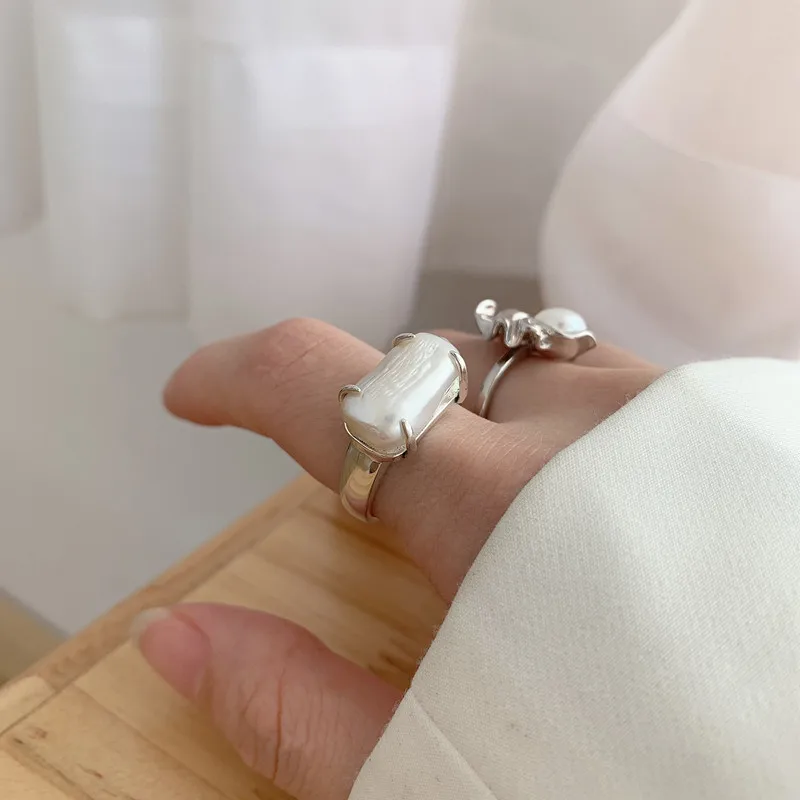 Big Natural Geometric Square Pearl Beads Inlaid Silver Color Big Rings For Women Korean Japanese Charms Jewelry 2022
Big Natural Geometric Square Pearl Beads Inlaid Silver Color Big Rings For Women Korean Japanese Charms Jewelry 2022