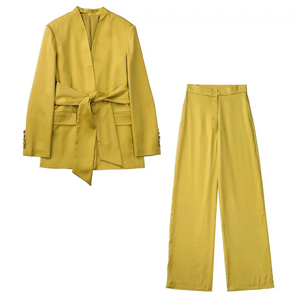 PB & ZA2022 Spring/Summer New women's clothing fashion temperament commuting satin texture suit jacket + wide leg pants suit
PB & ZA2022 Spring/Summer New women's clothing fashion temperament commuting satin texture suit jacket + wide leg pants suit
