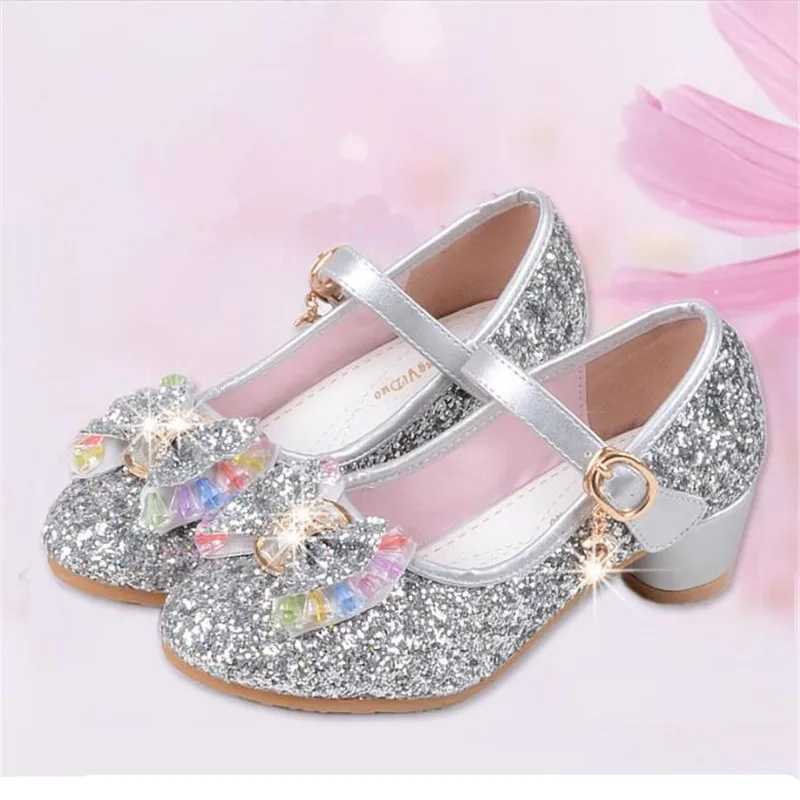 Girls High Heeled Shoes Sequined Princess Student Performance Pearl Bow Shoe 26-37
Girls High Heeled Shoes Sequined Princess Student Performance Pearl Bow Shoe 26-37