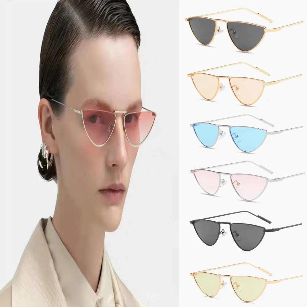 Classic Cat Eye Alloy Sunglasses Woman Brand Designer Small Frame Sun Glasses Female Vintage Metal Oculos
Classic Cat Eye Alloy Sunglasses Woman Brand Designer Small Frame Sun Glasses Female Vintage Metal Oculos
