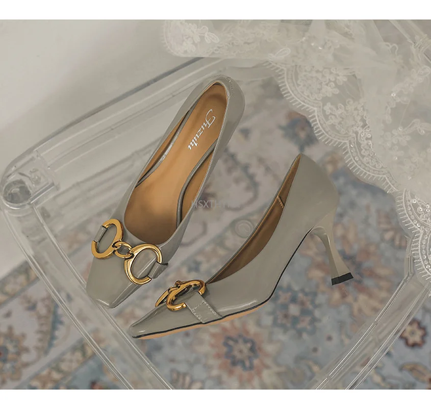 2022 Women Pumps Patent Leather Square Toe Shallow High Heels Metal Decoration Office Lady Shoes Heels Women
2022 Women Pumps Patent Leather Square Toe Shallow High Heels Metal Decoration Office Lady Shoes Heels Women
