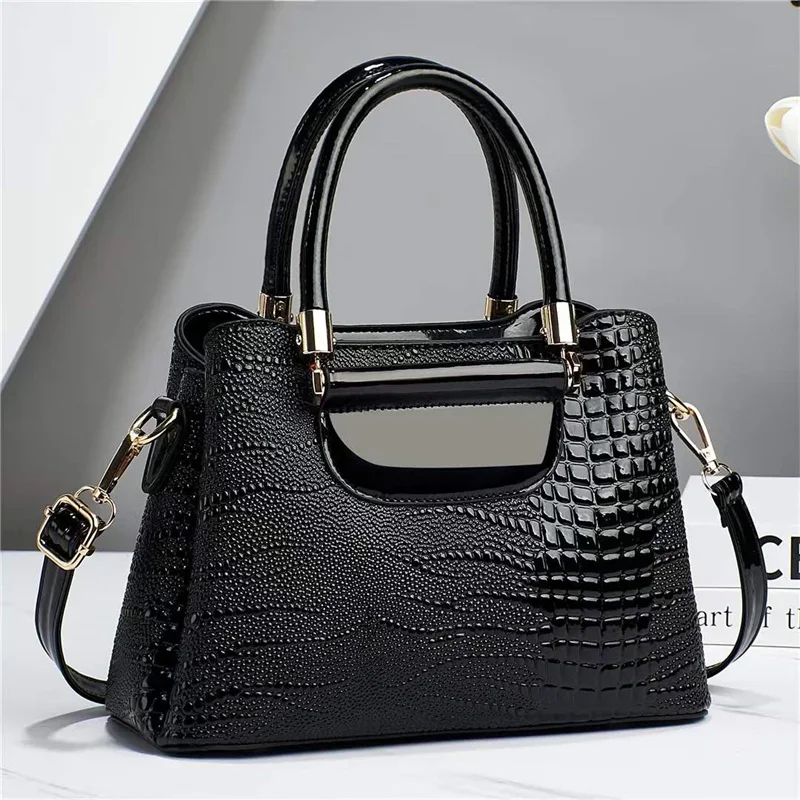 Fashion Shoulder Bag For Women PU Leather Handbag Adjustable Shoulder Strap Large Capacity Tote Messenger Bag
Fashion Shoulder Bag For Women PU Leather Handbag Adjustable Shoulder Strap Large Capacity Tote Messenger Bag