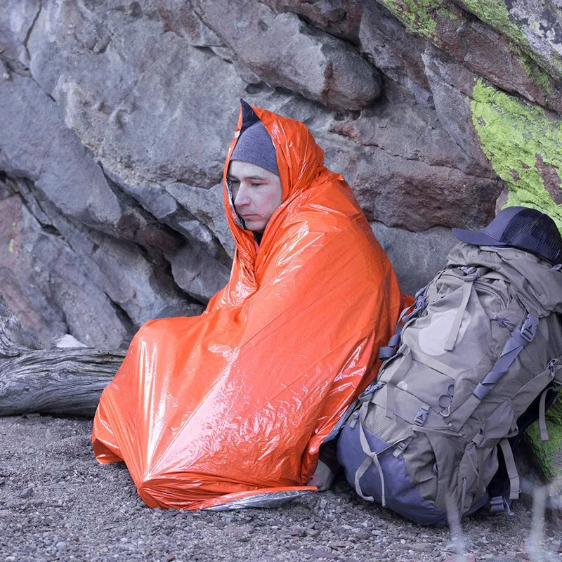 Emergency Outdoor Survival First Aid Military Rescue Blanket Kit Windproof Waterproof Lifesaving Foil Thermal Blanket Raincoat
Emergency Outdoor Survival First Aid Military Rescue Blanket Kit Windproof Waterproof Lifesaving Foil Thermal Blanket Raincoat