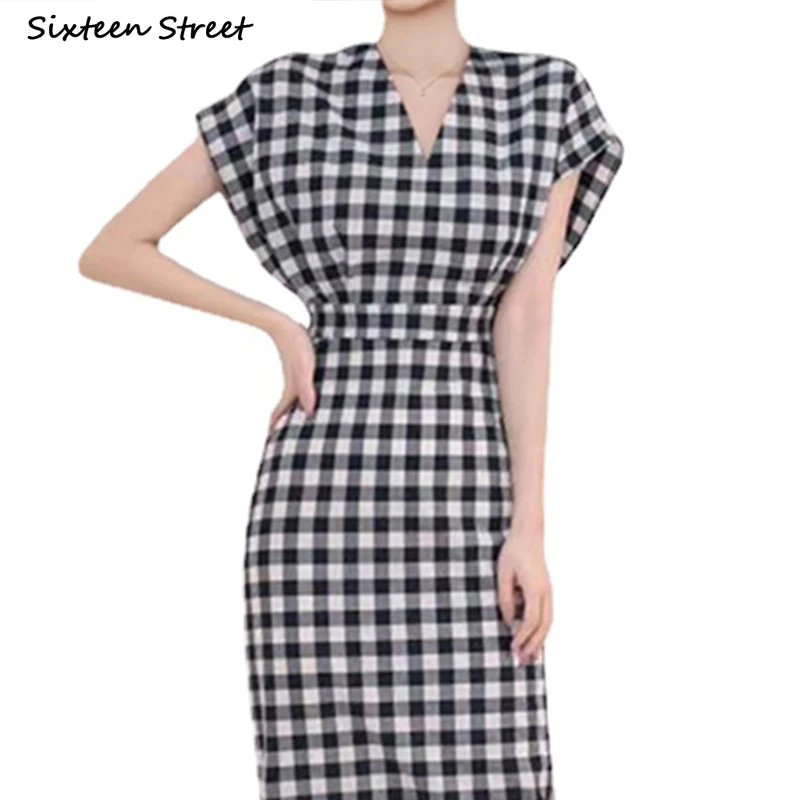 Chic Plaid Dress for Women Sleeveless 2023 Summer V-neck Vintage Vestidos Women Clothing Business Elegance Dresses XL
Chic Plaid Dress for Women Sleeveless 2023 Summer V-neck Vintage Vestidos Women Clothing Business Elegance Dresses XL